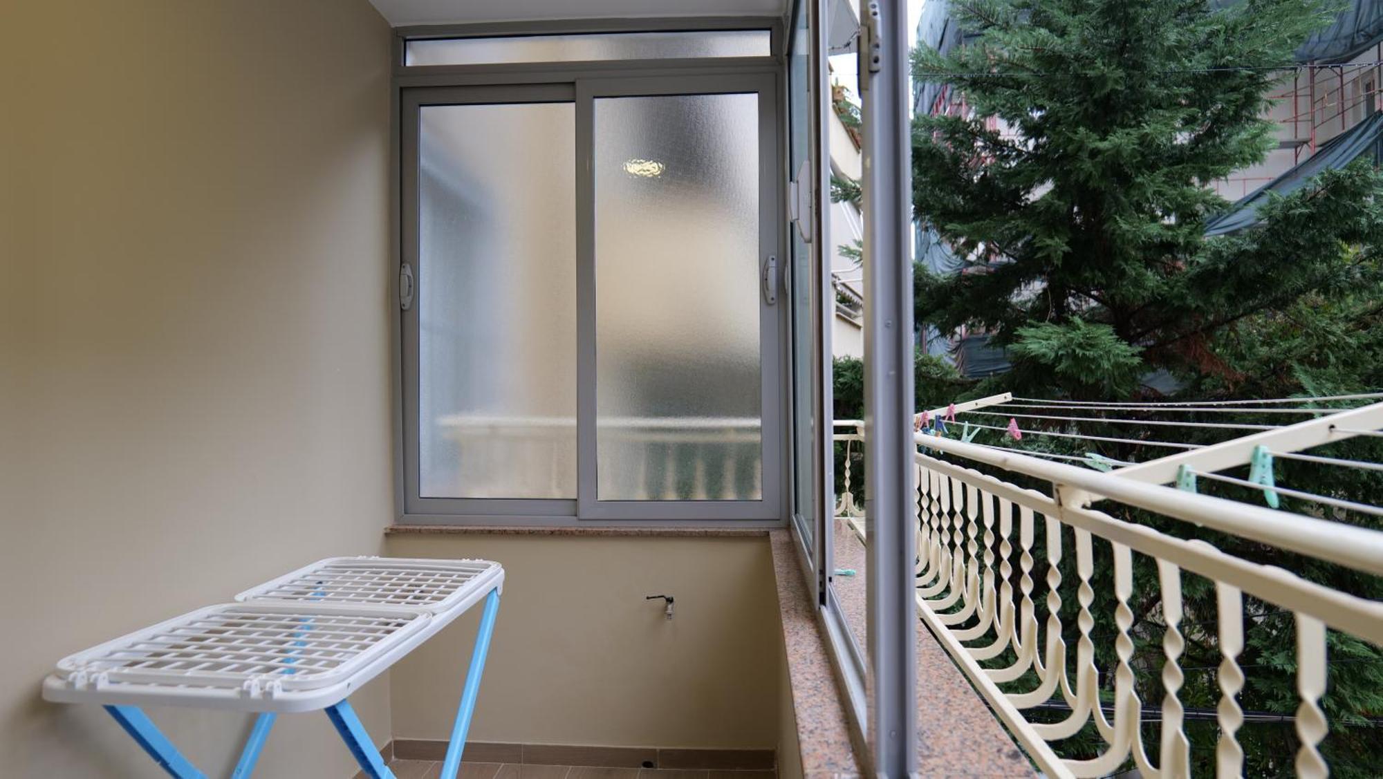 Kristi Apartments 03 Тирана Экстерьер фото